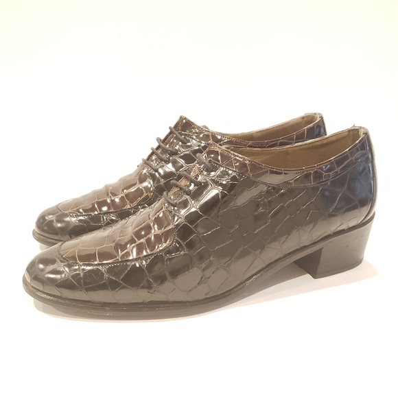 loafers with laces womens